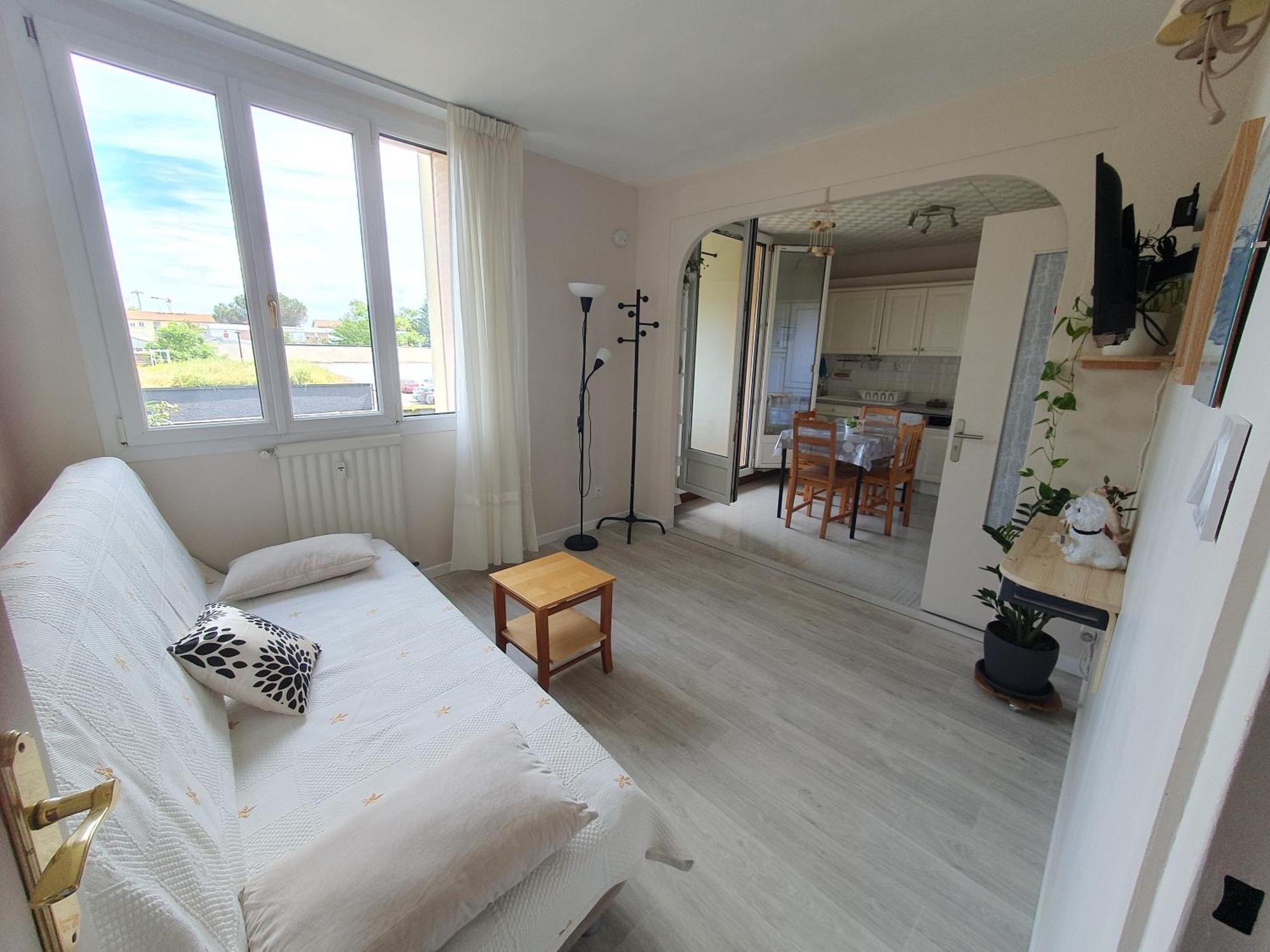 Medipole T2 Avec Un Garage Gratuit Sur Place, 16Min A Centre Ville Lyon En Metro A Villeurbanne Exteriér fotografie